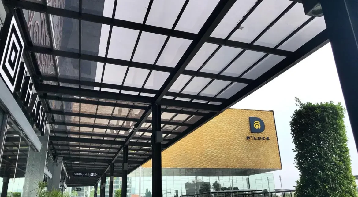 Acrylic Roof Supplier